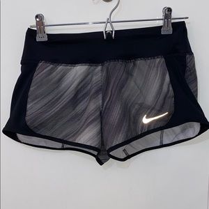 Nike running shorts size: xs